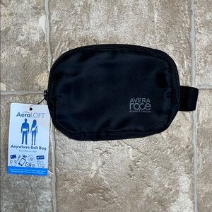 NWT Black AeroLOFT Belt Bag